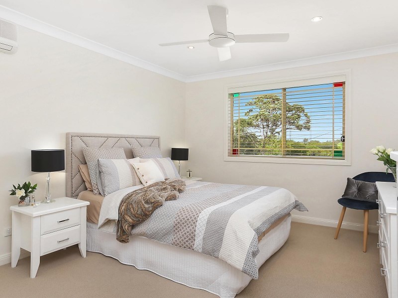 2/18 Tallwood Drive, North Rocks NSW 2151