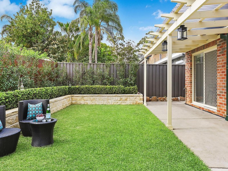2/18 Tallwood Drive, North Rocks NSW 2151