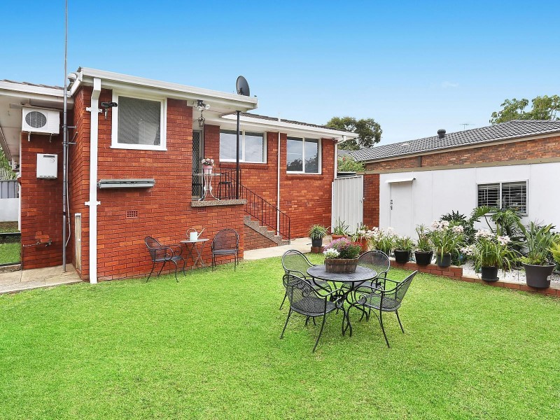 73 Congressional Drive, Liverpool NSW 2170