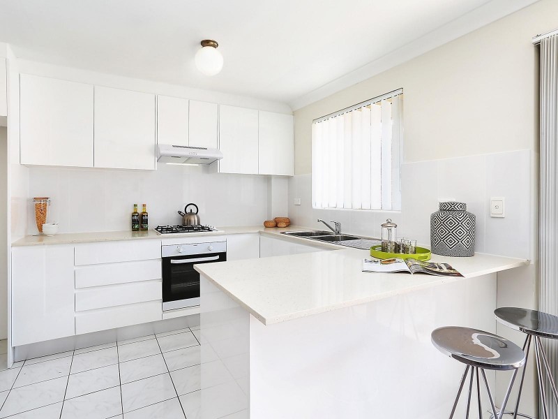 8/47 Railway Street, Granville NSW 2142
