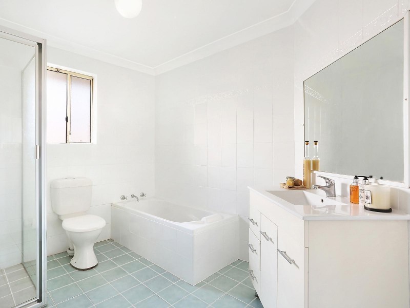 8/47 Railway Street, Granville NSW 2142