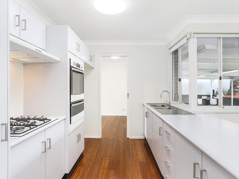 15 Tennant Place, Edensor Park NSW 2176