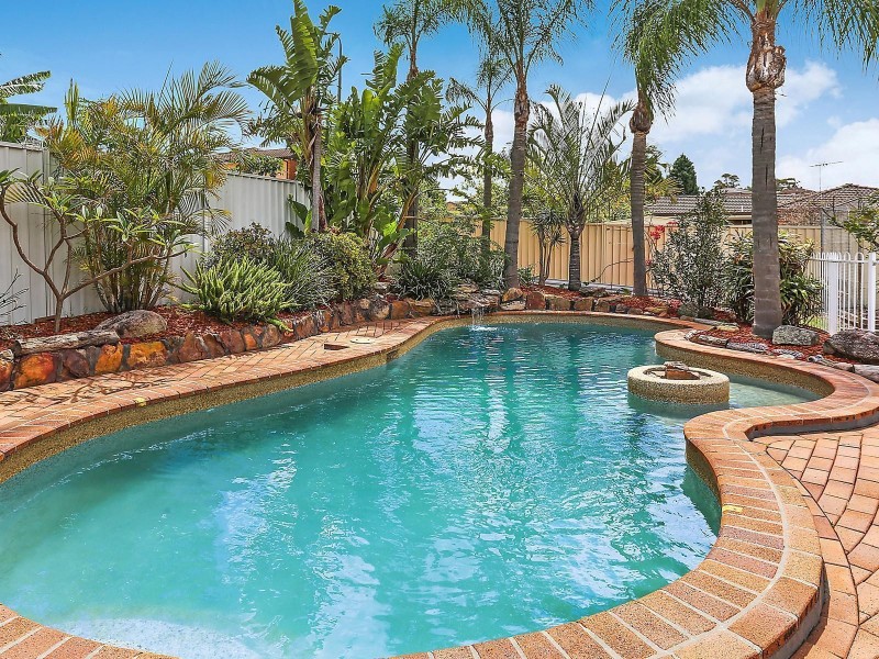 15 Tennant Place, Edensor Park NSW 2176