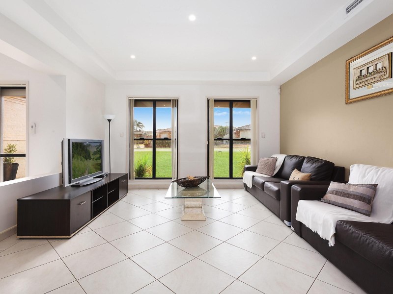 11 Chickasaw Crescent, Greenfield Park NSW 2176