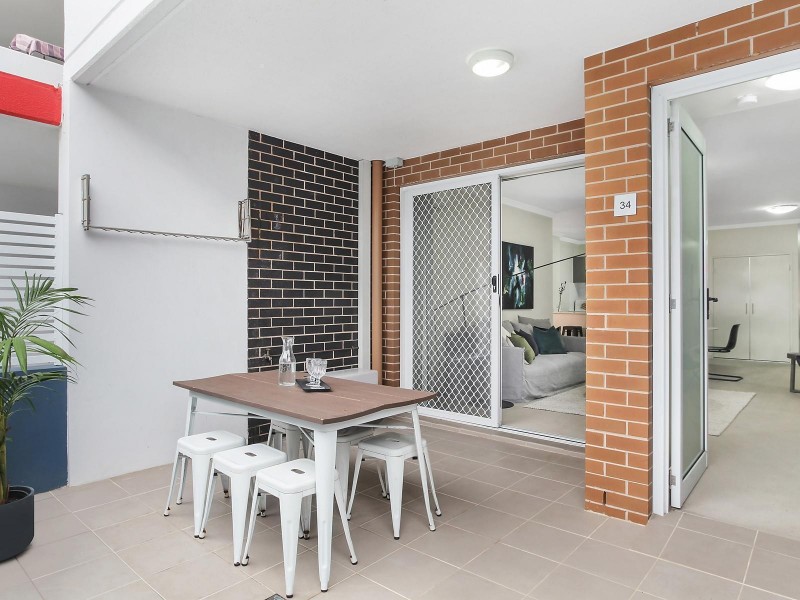 B34 13 Pastoral Circuit, Pemulwuy NSW 2145