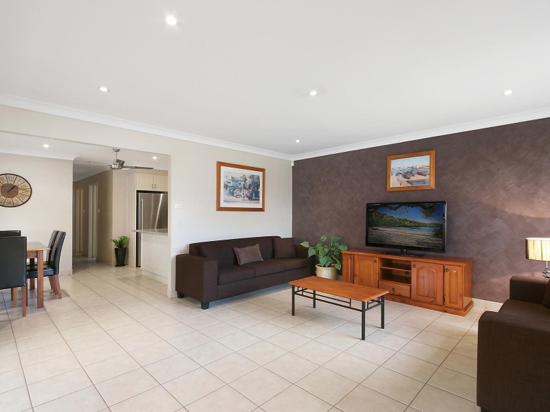 72 Flinders Crescent, Hinchinbrook NSW 2168