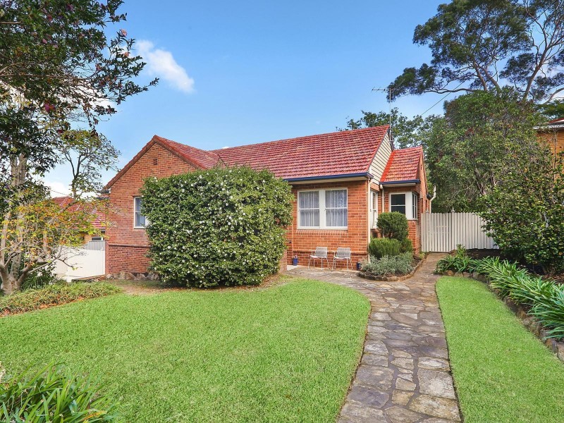 4 Gollan Avenue, Oatlands NSW 2117