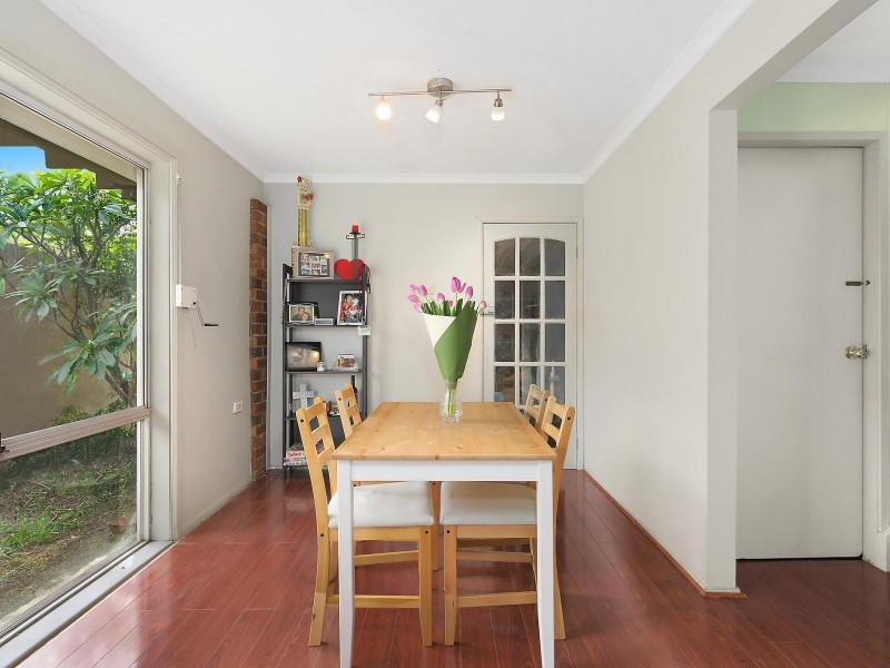 11 Grevillea Close, Bossley Park NSW 2176