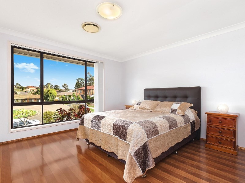 10 Merlot Place, Edensor Park NSW 2176