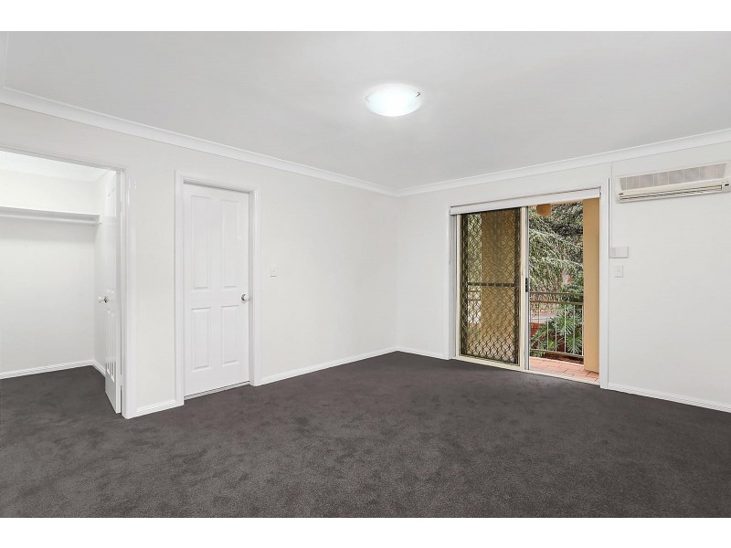 1/2 Vista Street, Oatlands NSW 2117