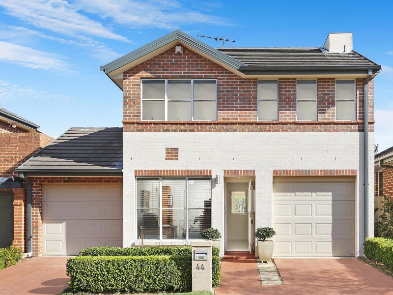 44 Hunterford Crescent, Oatlands NSW 2117