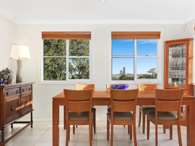 44 Hunterford Crescent, Oatlands NSW 2117