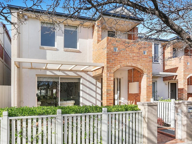 15 The Grove, Oatlands NSW 2117