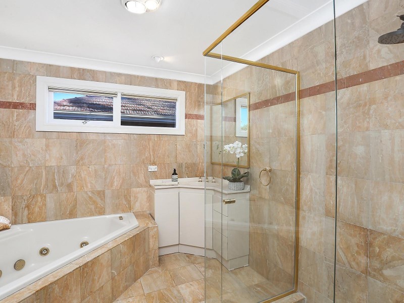 17 St. Aidans Avenue, Oatlands NSW 2117