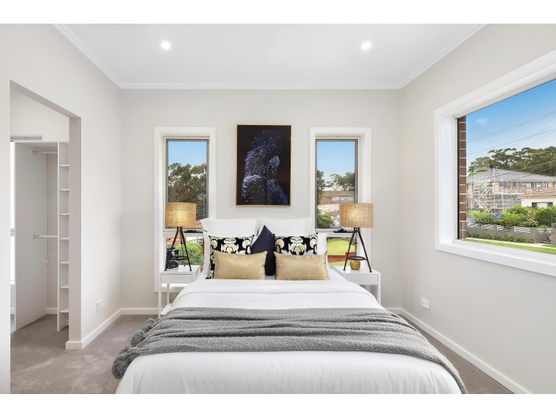 42 Arnett Street, Pendle Hill NSW 2145