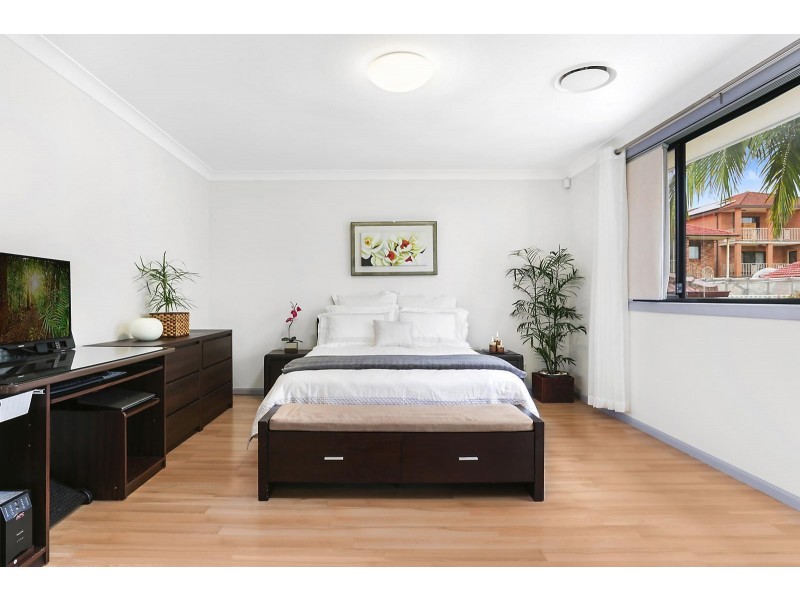 4 Leopold Street, Merrylands NSW 2160