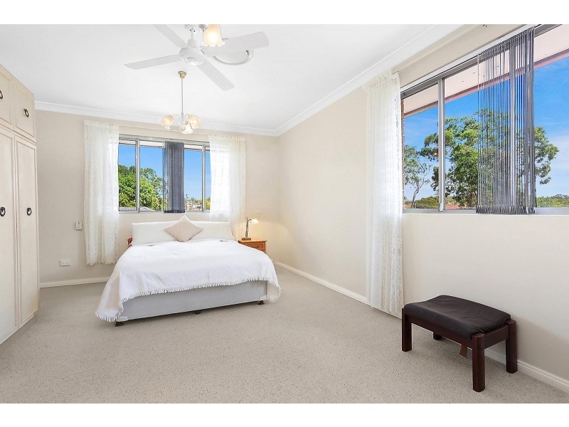 31 Brighton Street, Greystanes NSW 2145