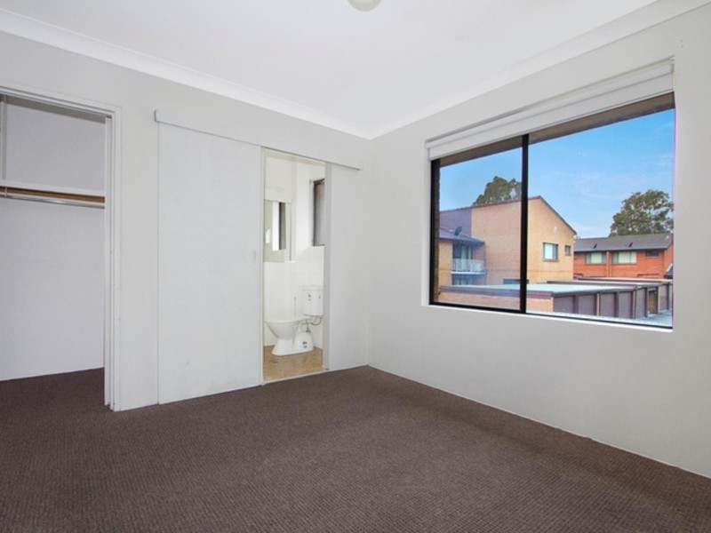 12/6 Parkes Avenue, Werrington NSW 2747