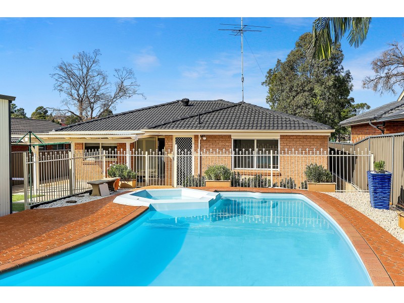 215 McFarlane Drive, Minchinbury NSW 2770