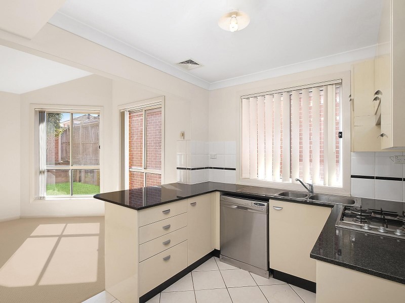 29 Hunterford Crescent, Oatlands NSW 2117