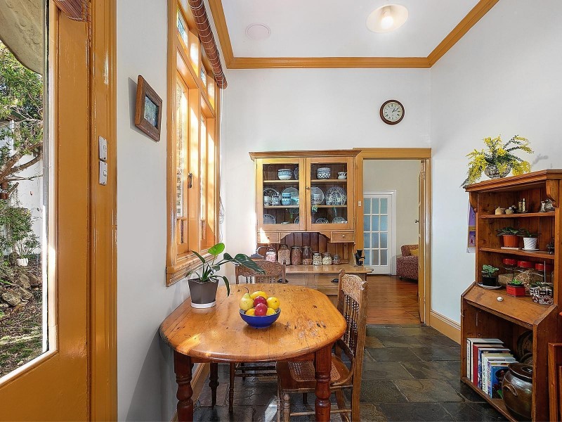 2 Kerrie Road, Oatlands NSW 2117