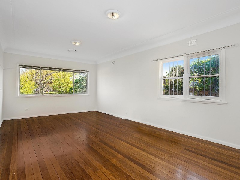 33 Mountford Avenue, Guildford NSW 2161