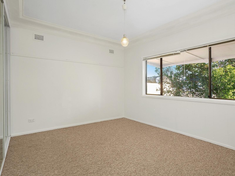 33 Mountford Avenue, Guildford NSW 2161