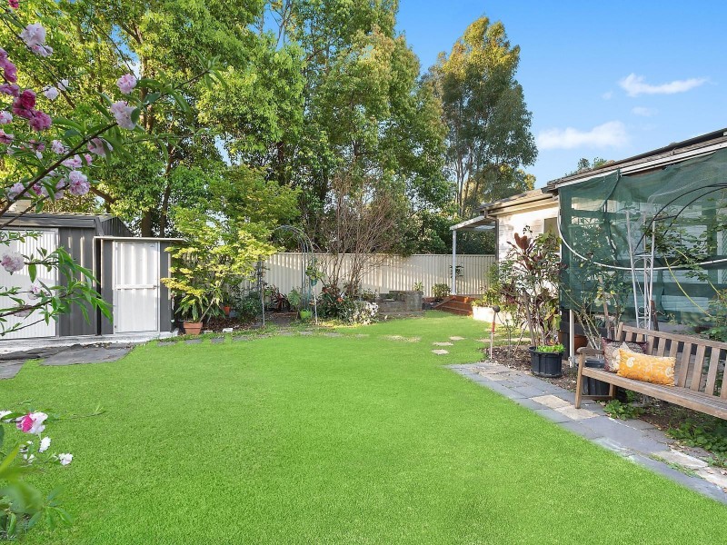 33 Mountford Avenue, Guildford NSW 2161