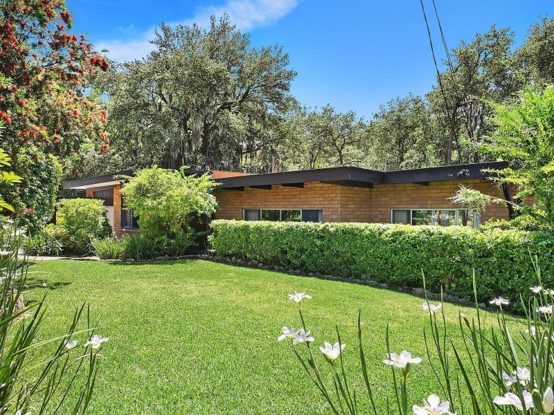 4 Stringer Place, Oatlands NSW 2117