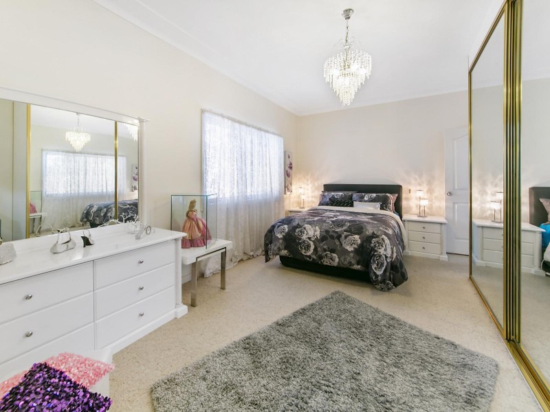 81 Dennistoun Avenue, Guildford NSW 2161