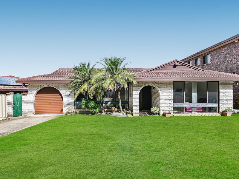 26 Berry Street, Prairiewood NSW 2176