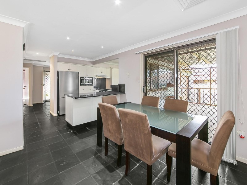 26 Berry Street, Prairiewood NSW 2176