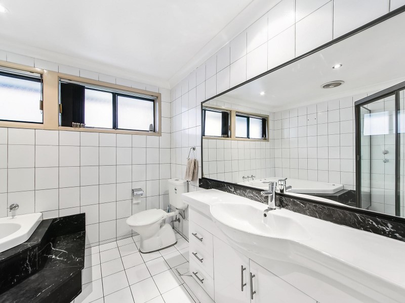 26 Berry Street, Prairiewood NSW 2176