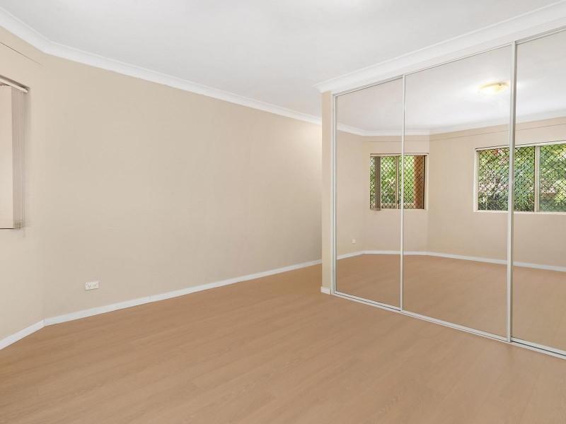 11/27 Good Street, Westmead NSW 2145