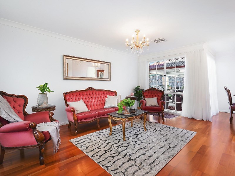 31 Fernbrook Place, Castle Hill NSW 2154