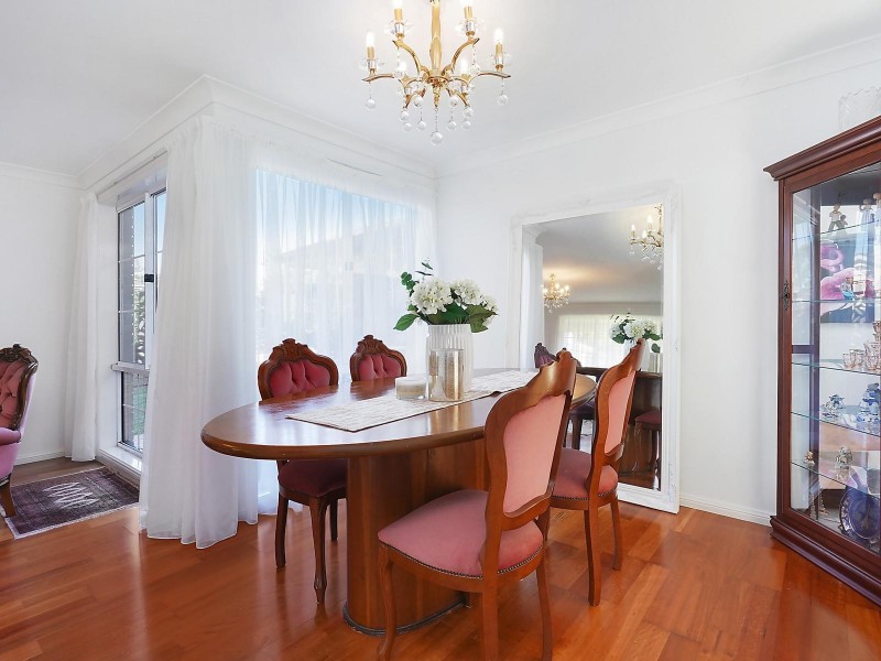 31 Fernbrook Place, Castle Hill NSW 2154