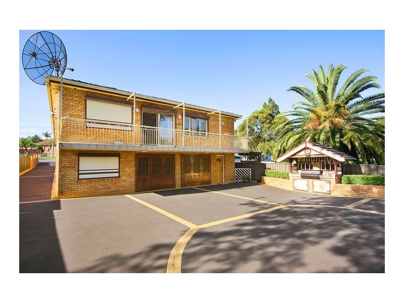 11 Rees Street, Mays Hill NSW 2145