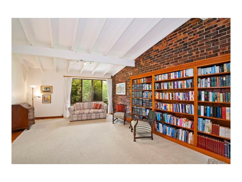 10 Winton Avenue, Northmead NSW 2152