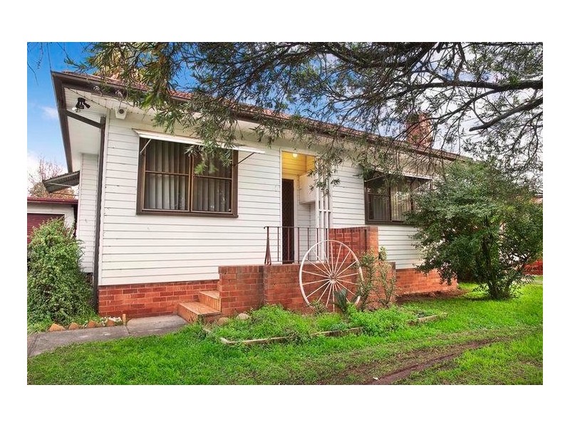 129 Fitzwilliam Road, Toongabbie NSW 2146
