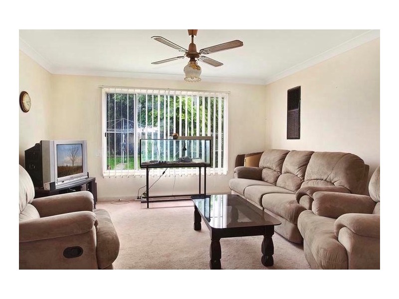 129 Fitzwilliam Road, Toongabbie NSW 2146