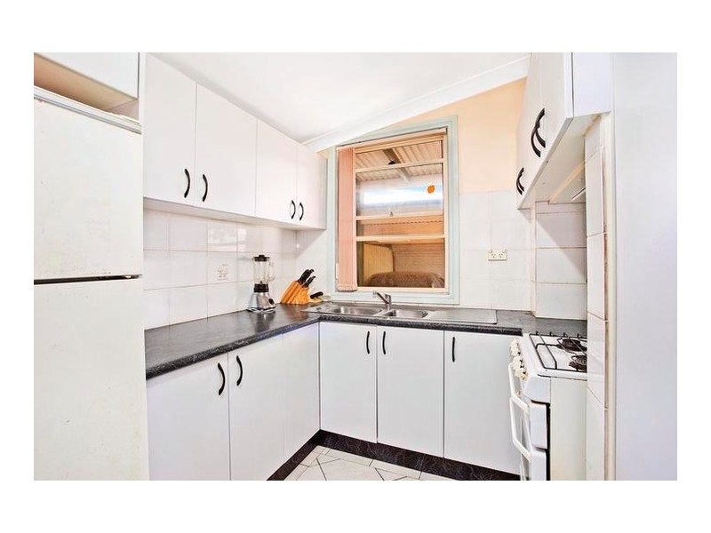 11 Granville Street, Fairfield Heights NSW 2165