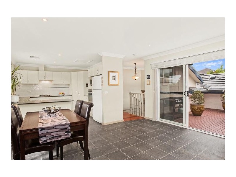 6 Hunterford Crescent, Oatlands NSW 2117