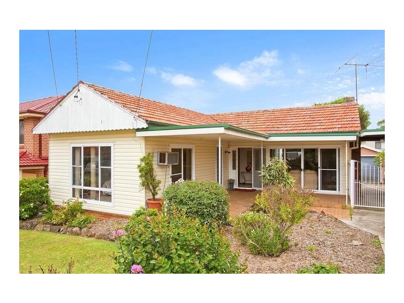 11 Edna Avenue, Merrylands NSW 2160