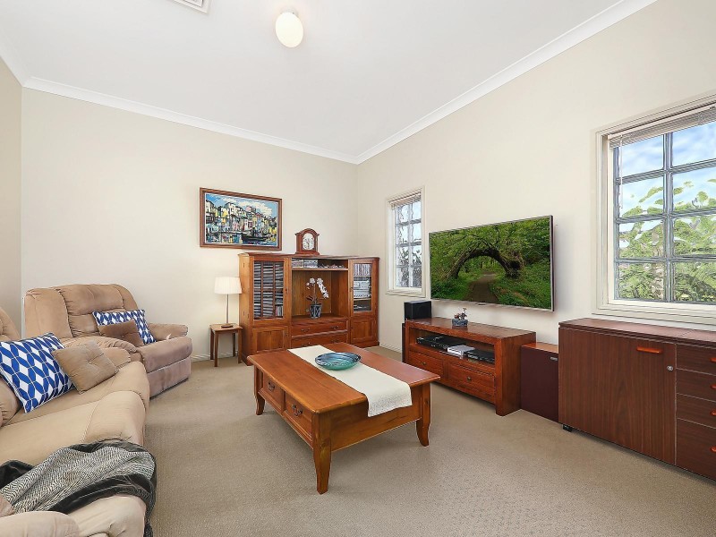 50 Hunterford Crescent, Oatlands NSW 2117
