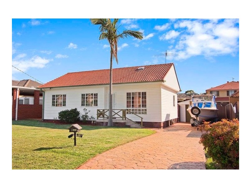 15 Hanbury Street, Greystanes NSW 2145