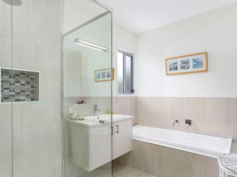 12 Bond Street, Pelican Waters QLD 4551