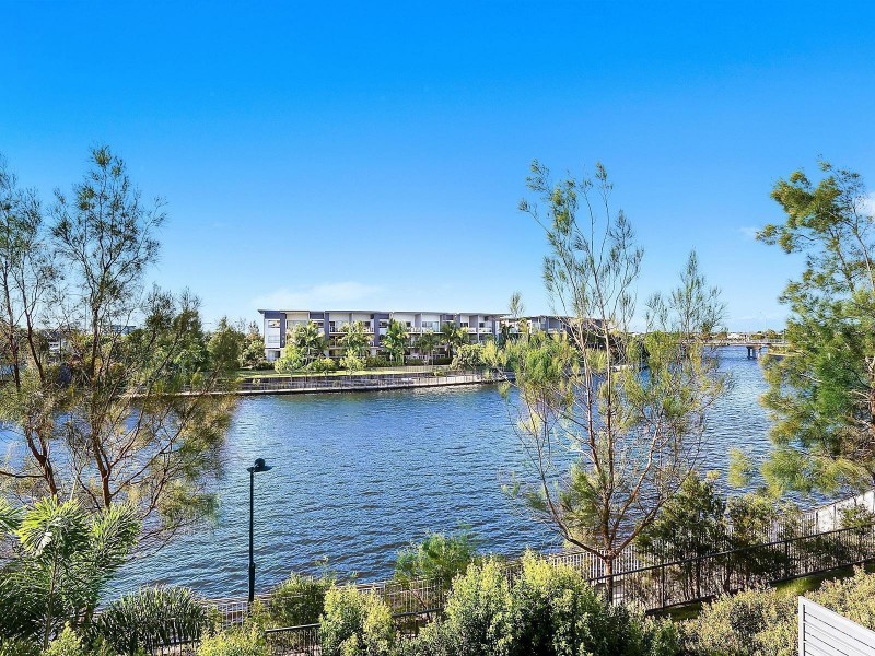 7/99 Birtinya Boulevard, Birtinya QLD 4575