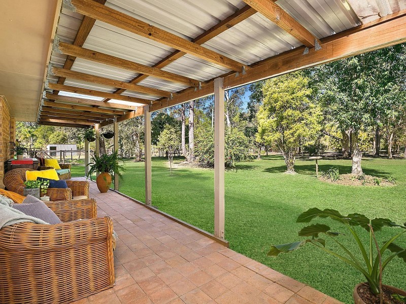32 Whites Road, Landsborough QLD 4550