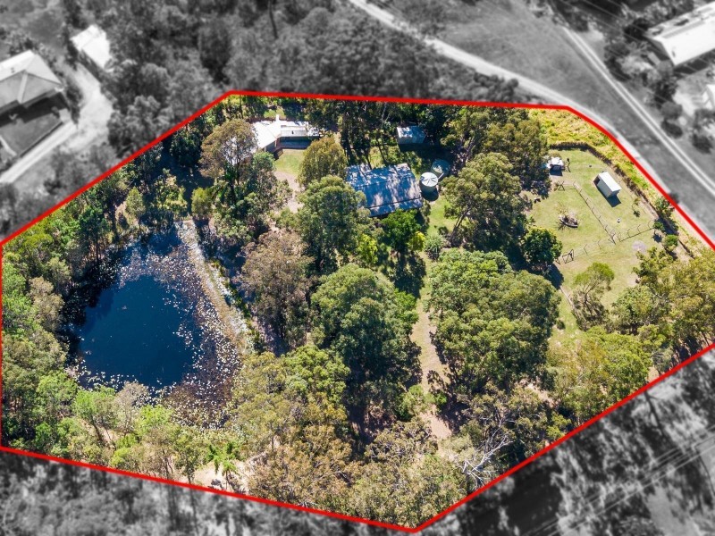 32 Whites Road, Landsborough QLD 4550