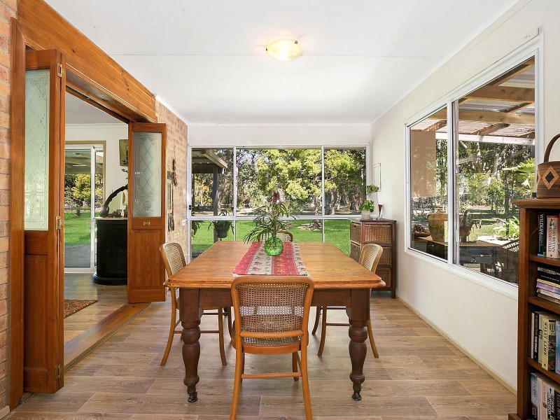 32 Whites Road, Landsborough QLD 4550